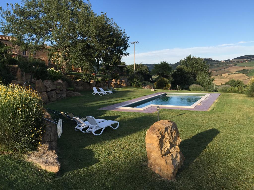Villa Fonte All'Oppio Con Area Piscina Recintata Пиенца Екстериор снимка