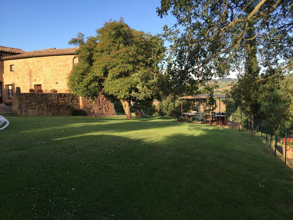 Villa Fonte All'Oppio Con Area Piscina Recintata Пиенца Екстериор снимка
