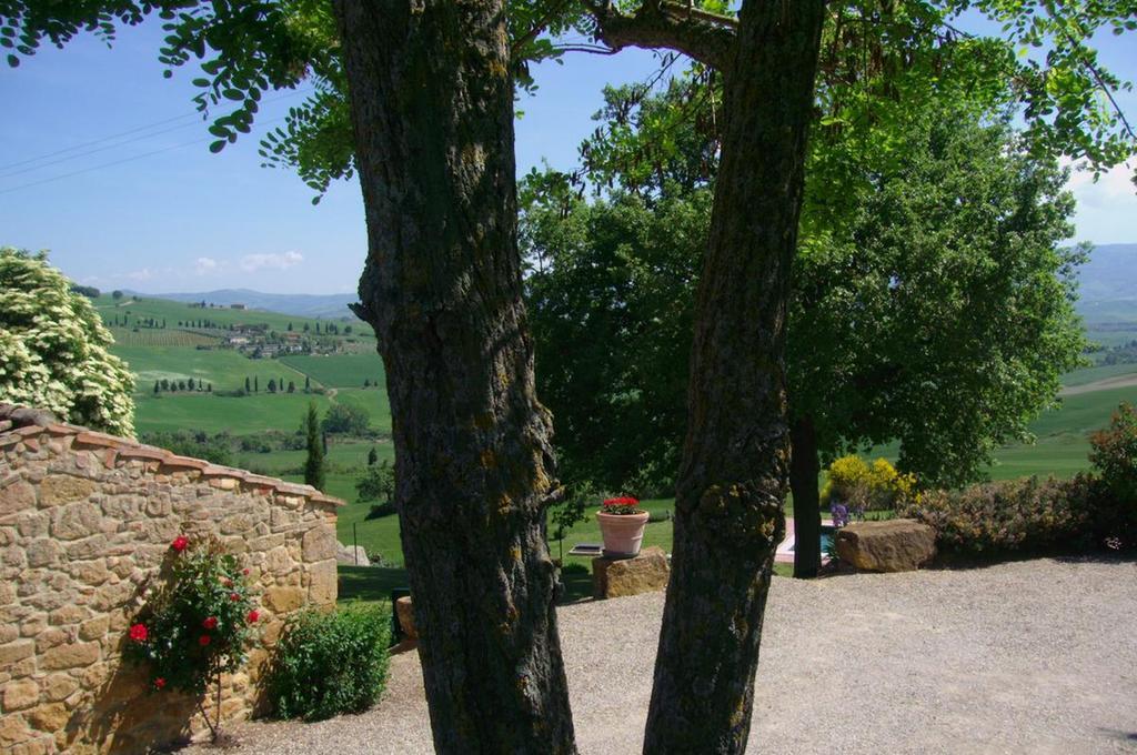 Villa Fonte All'Oppio Con Area Piscina Recintata Пиенца Екстериор снимка